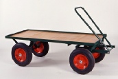 Flatbed turntable truck